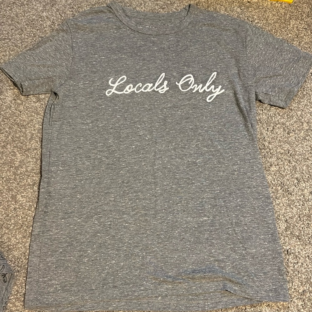 Chaser brand locals only tee NWOT - Picture 2 of 4